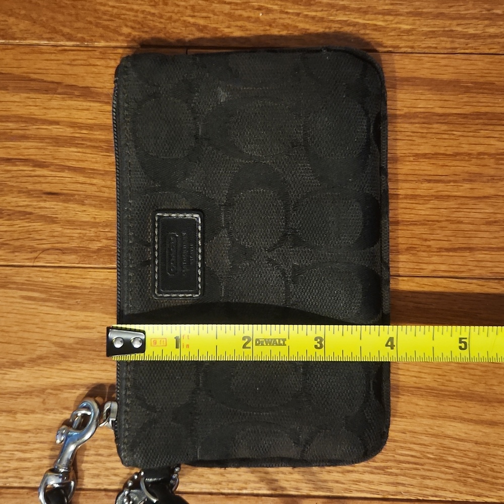 Coach Small Wristlet - Picture 5 of 6